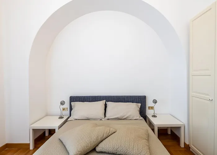 Adriana Star Luxury Large And